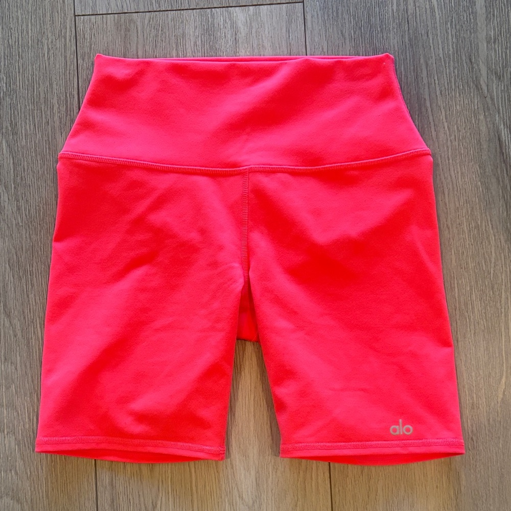 ALO Yoga Women’s Neon Pink High-Waist Bike Shorts - Picture 2 of 4